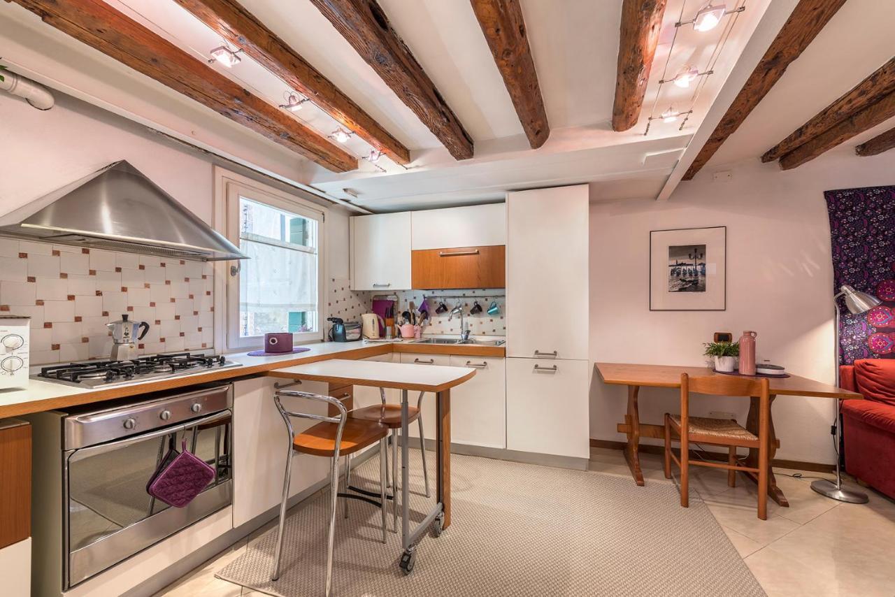 Piccolo - Cozy Studio In The Heart Of Authentic Venecia Exterior foto